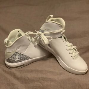 Nike Jordan Men’s Air Imminent White/Wolf Grey Gym